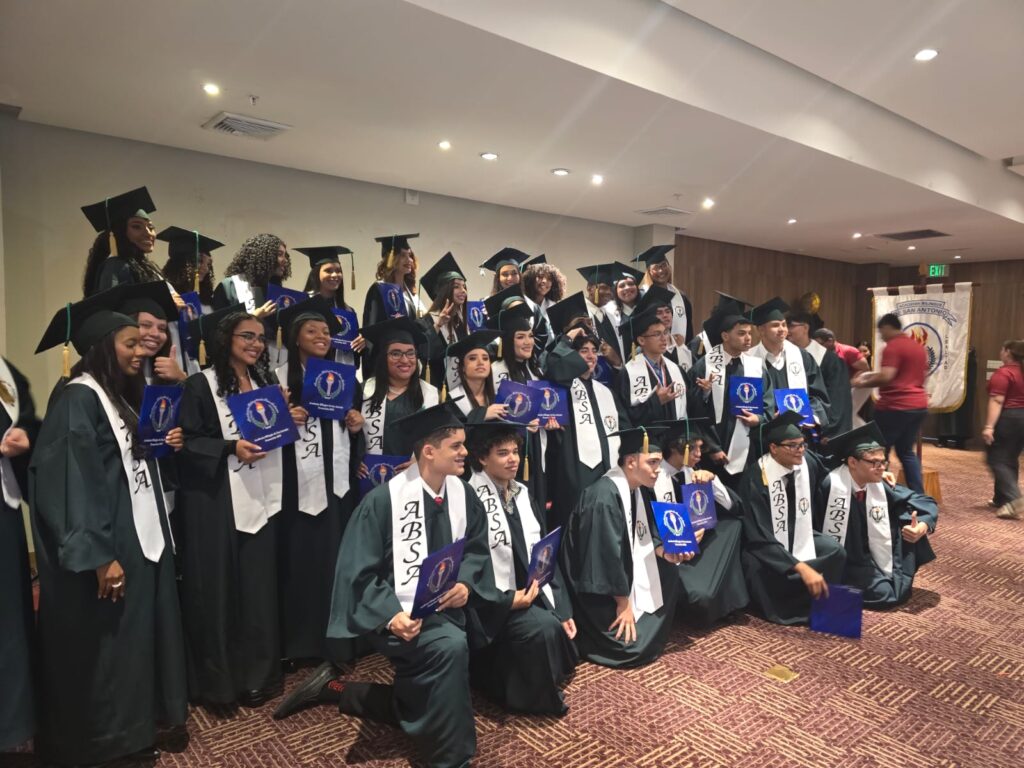 Academia Bilingue de San Antonio portada